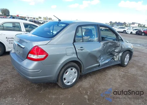 2008 Nissan Versa 1.8S z USA, uszkodzony, nr VIN 3N1BC11E88L392288